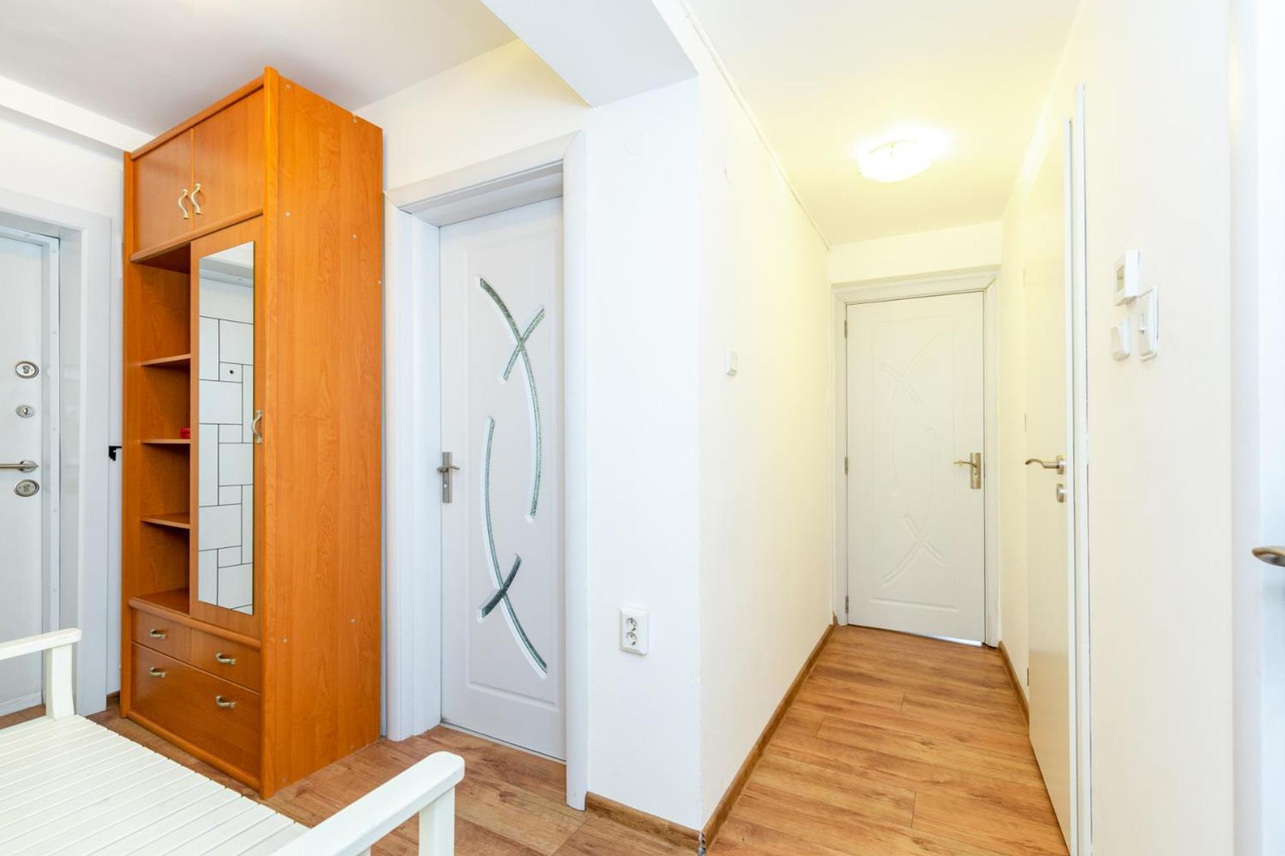 The White Apartment - Free Parking София Екстериор снимка