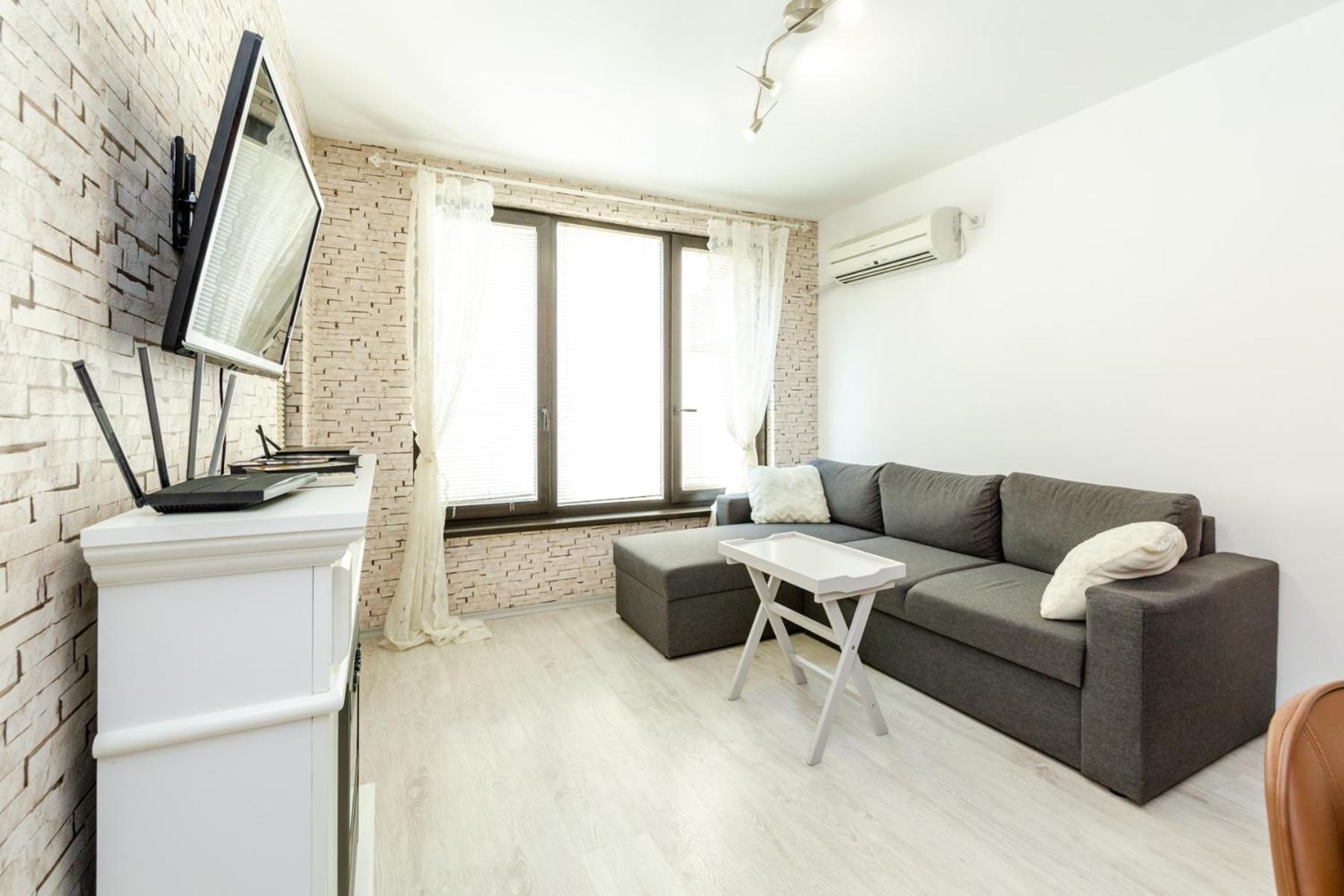 The White Apartment - Free Parking София Екстериор снимка